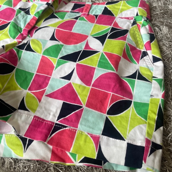 Crown & Ivy Shorts 💕 - Picture 3 of 7